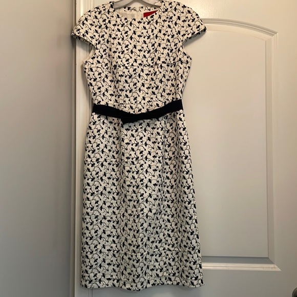 Carolina Herrera ivory tweed navy embroidered sheath midi dress size 4 - Picture 16 of 16